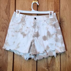 Aerie Tie Dye Distressed Raw Hem 3" Soft Denim Jean Shorts, XS, White & Tan